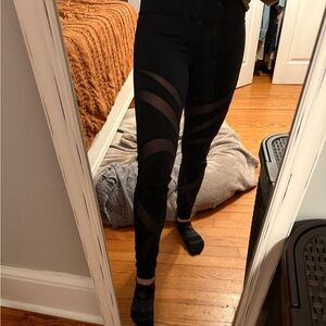 Lululemon cutout reveal legging